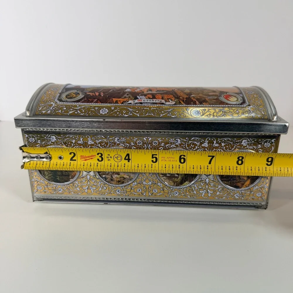 Lebkuchen Schmidt Nuremberg Germany Vintage Treasure Chest‎ Tin Box